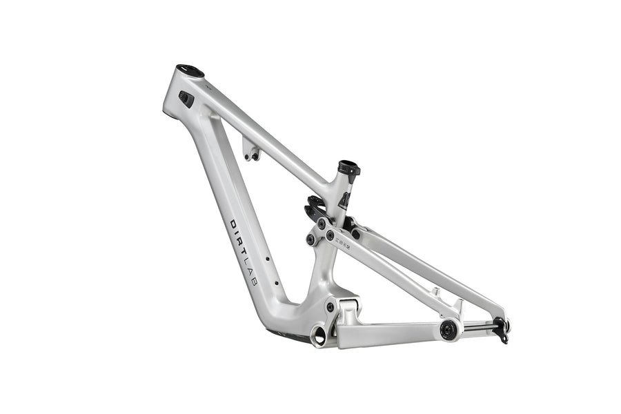 Dirtlab Iuhu CP pedal MTB frame — Concentric Pivot suspension, Gloss Silver Metallic finish