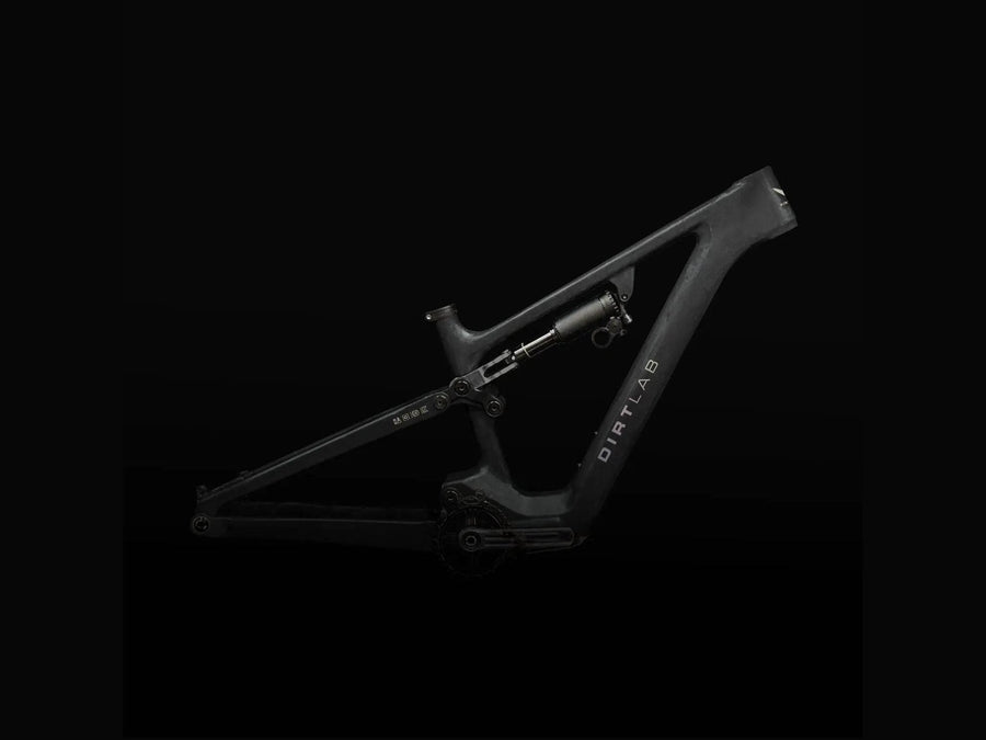 Dirtlab Paratu CP carbon eMTB frame — side view — concentric pivot kinematics — 170mm travel