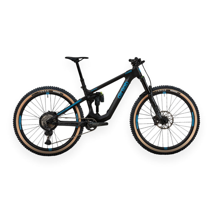 Paratu HL (E-Menace) complete eMTB build, side view - black, blue decals